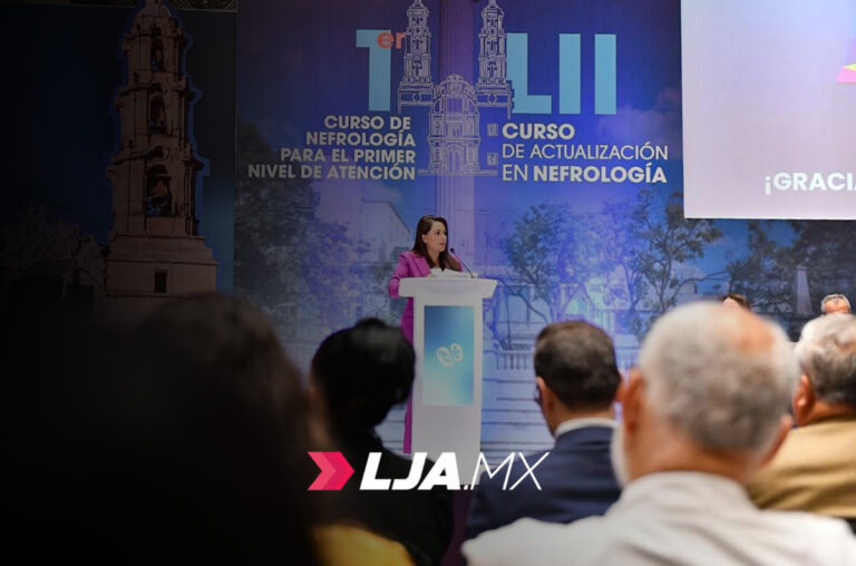 La gobernadora de Aguascalientes inaugura el primer Congreso de Nefrología