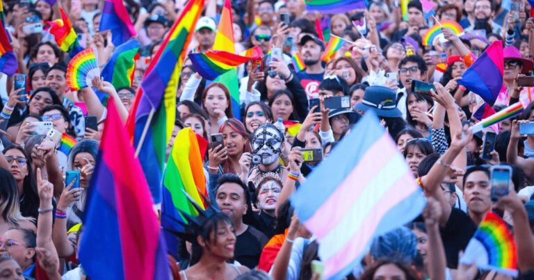 Marcha LGBT+ en CDMX 2025: Recorrido, horario, y todas las actividades