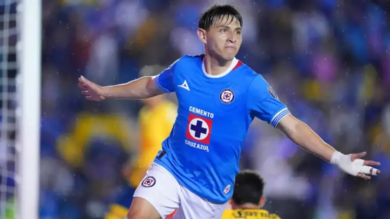 Alexis Gutiérrez: del olvido en Chivas a figura en Cruz Azul a ¿próximo refuerzo azulcrema?