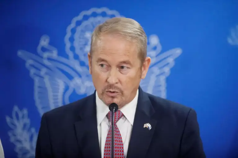 Ronald Johnson, embajador de Estados Unidos, lanza mensaje a México: “enfrentemos juntos las amenazas”