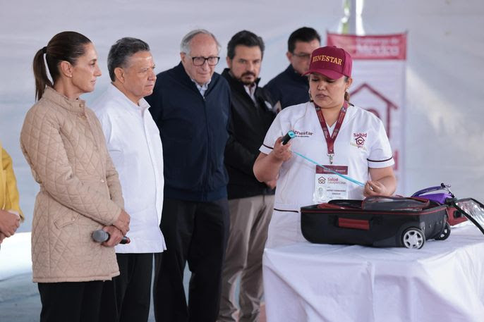 Salud Casa por Casa surge para dar a personas adultas mayores y con discapacidad acceso a la salud: Claudia Sheinbaum