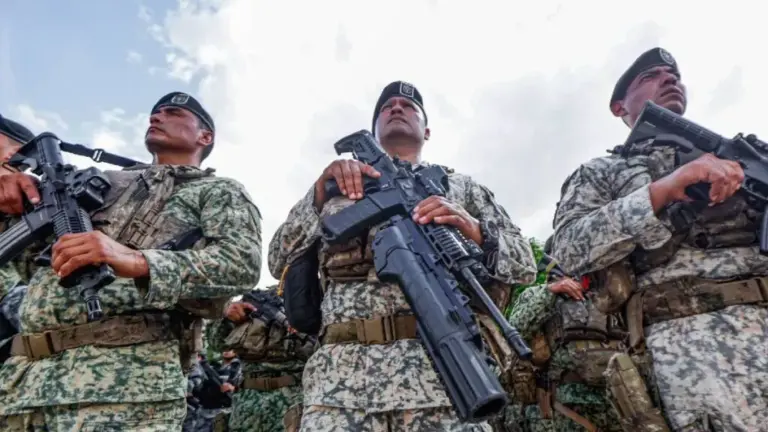 Operativo federal suma 300 elementos del Ejército a Culiacán ante ola de violencia