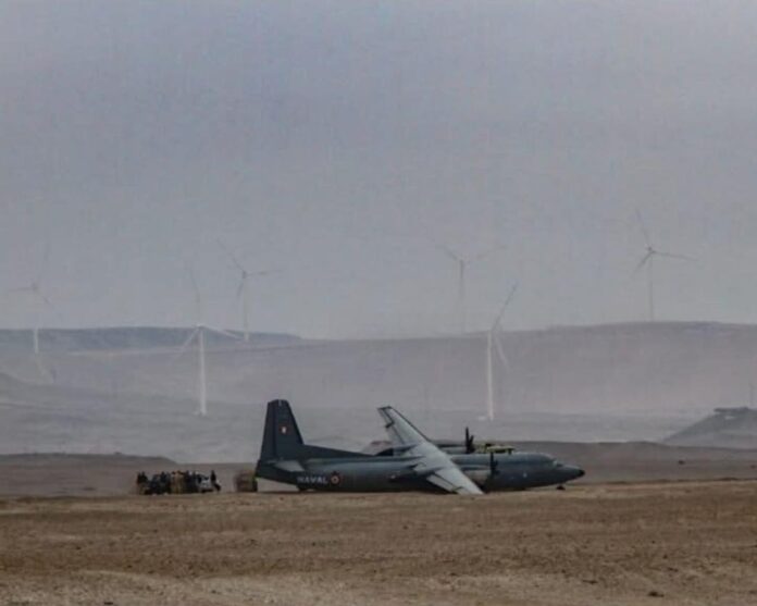 Aeronave militar de la Marina del Perú queda varada en pista de San Juan de Marcona tras falla técnica