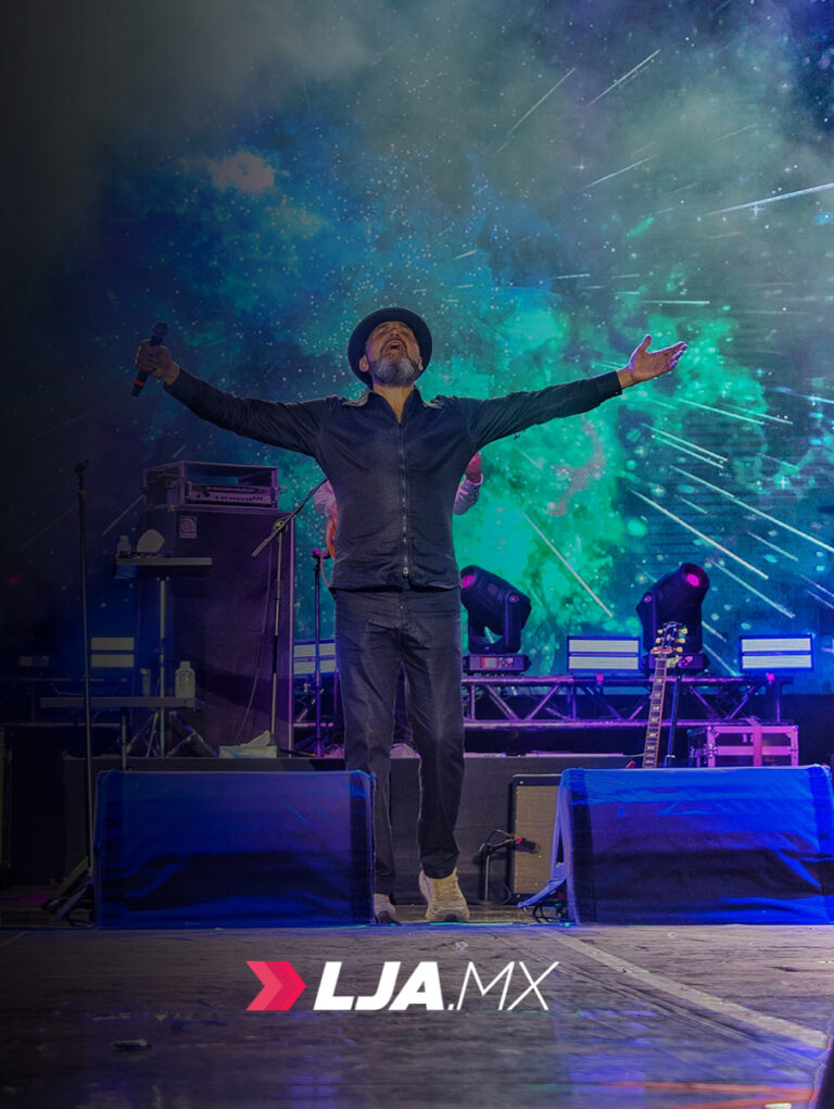 Reyli Barba enamora al público en la Feria de los Chicahuales en Jesús María