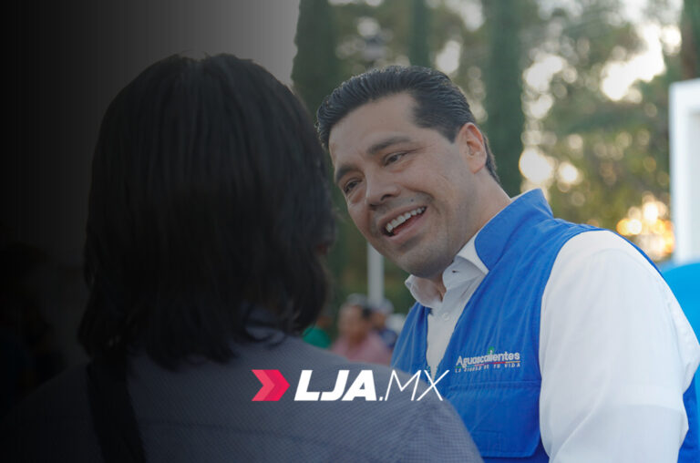 Se reúne el presidente municipal de Aguascalientes Leonardo Montañez con vecinos de colonias del sur de la ciudad