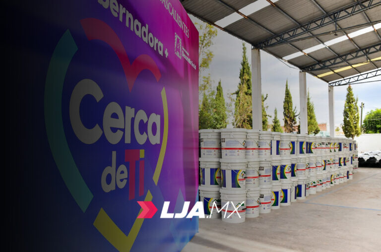 Gobernadora de Aguascalientes entrega apoyos a 800 familias de Jesús María para mejorar su vivienda