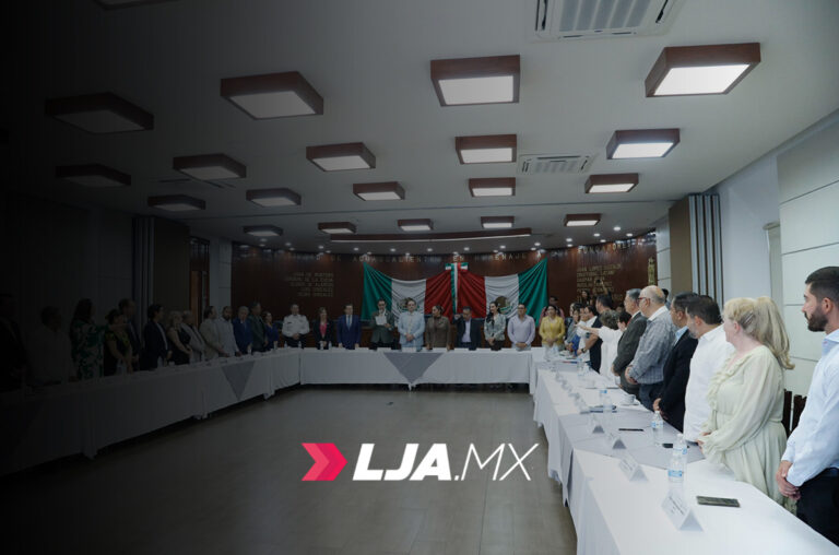 Rinden protesta nuevos integrantes del Consejo de la Ciudad