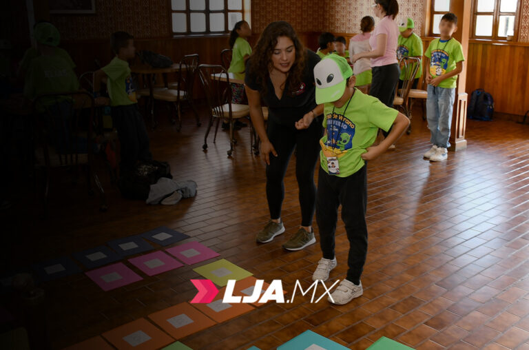 Promueve IEE valores democráticos en curso de verano en Aguascalientes