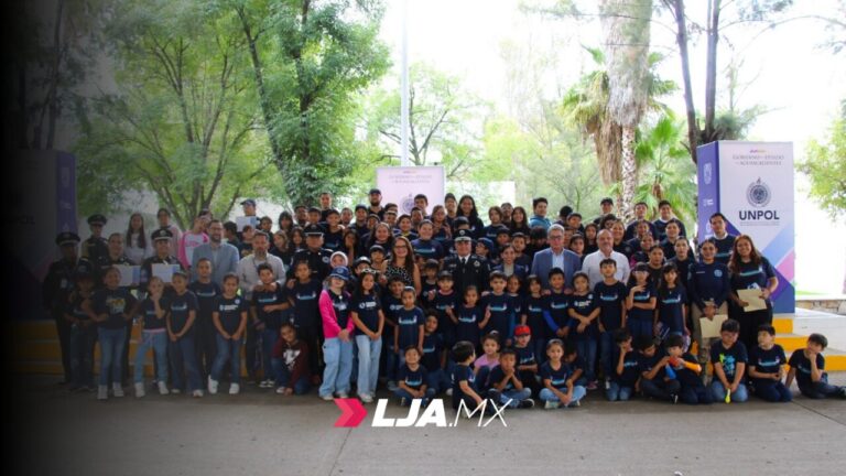 Hijos de policías estatales concluyen el curso “Verano de Gigantes” en la UNPOL