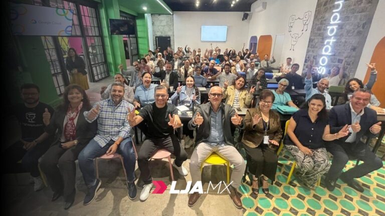 Empresarios y emprendedores se capacitan en inteligencia artificial 