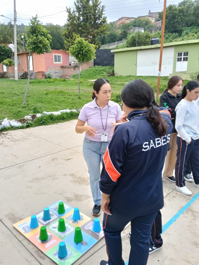 SS de Guanajuato realiza feria de salud en la Gavia Cortazar.