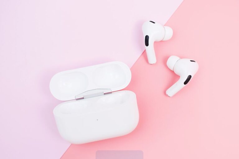 Audífonos inalámbricos o con cable: ventajas y desventajas