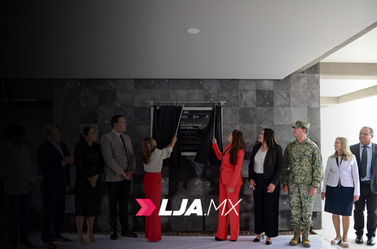 La gobernadora de Aguascalientes Teresa Jiménez inaugura nuevo Bachillerato de la UAA en Rincón de Romos