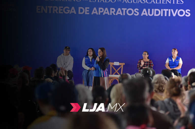 DIF Estatal de Aguascalientes entrega 170 aparatos auditivos