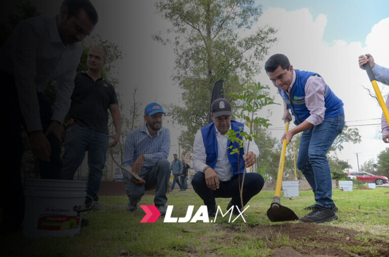 Municipio de Aguascalientes realiza arborización en Canal Interceptor