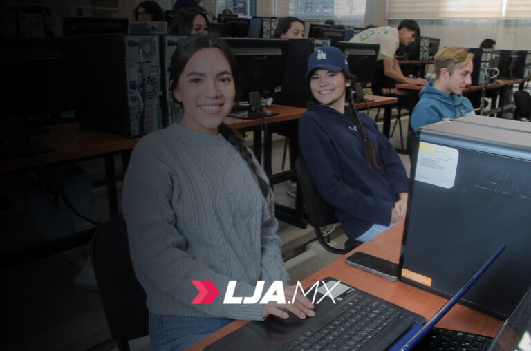 Próximo empleo: estudiantes de la UAA se preparan para destacar en mercado laboral