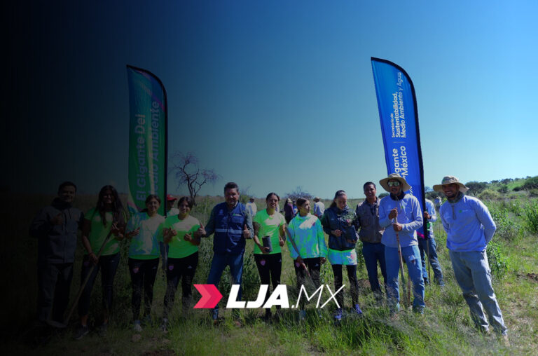 Centellas plantan mil árboles en el Bosque los Cobos en Aguascalientes