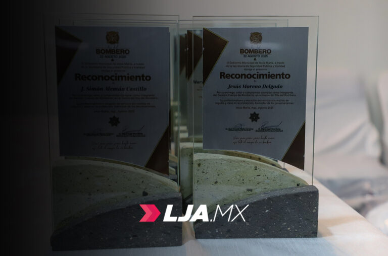 Reconoce Gobierno de Jesús María la invaluable labor de los bomberos en su día