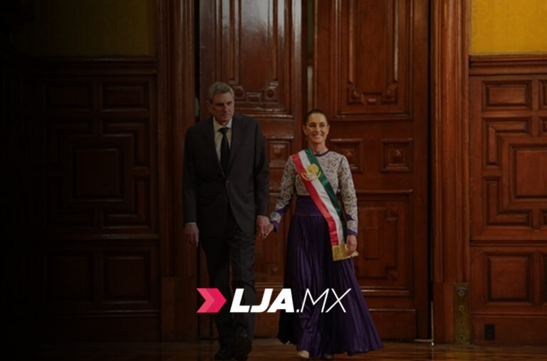 Sheinbaum encabeza ceremonia del Grito de Independencia; primera mujer en 215 años