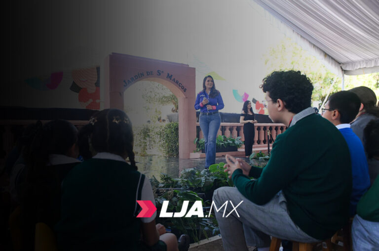 La Gobernadora de Aguascalientes Teresa Jiménez inició la gira de su Tercer Informe de Actividades