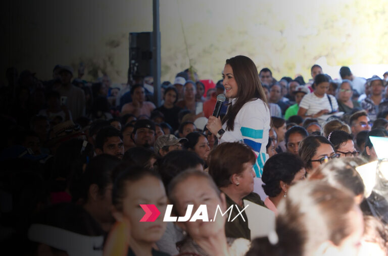 Teresa Jiménez dio inicio a la construcción de El Riego en Pabellón de Arteaga