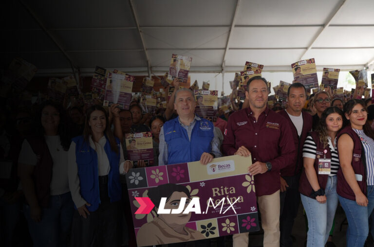 Asamblea informativa reúne a 22 secundarias para fortalecer el acceso a la Beca Benito Juárez