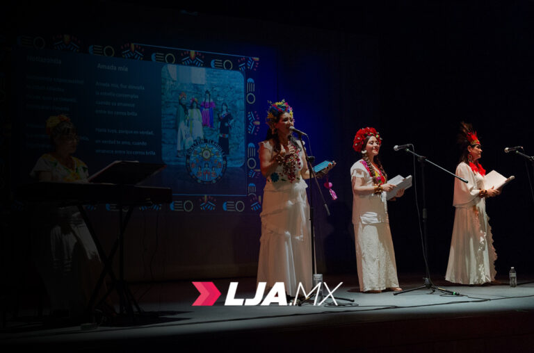 Voces originarias en la Feria del Libro: Cualtzin Tlahuilli emociona con canto ancestral