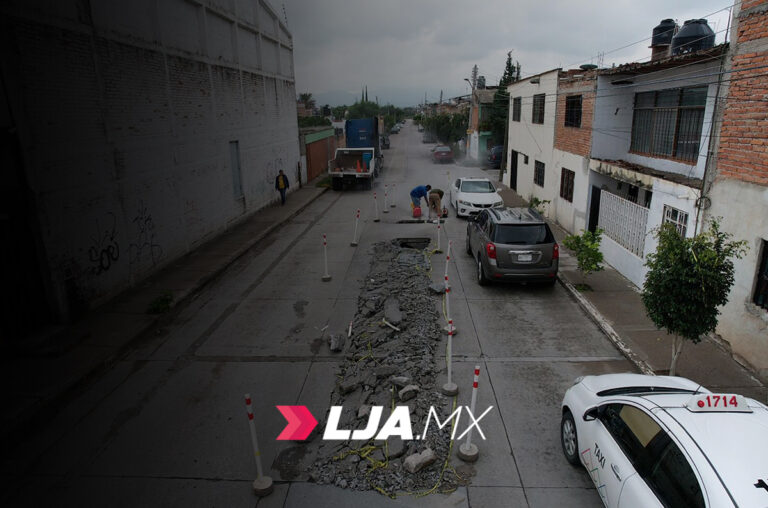 MIAA realiza obra de alcantarillado en la Vicente Guerrero en Aguascalientes
