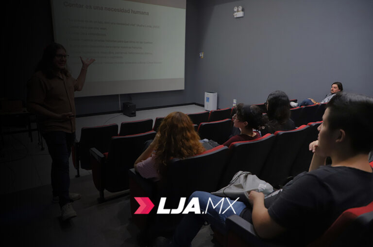 Jóvenes de la UAA exploran la industria audiovisual para su formación integral