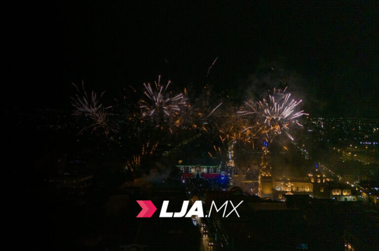 La gobernadora Teresa Jiménez celebra el grito de Independencia junto a miles de familias de Aguascalientes