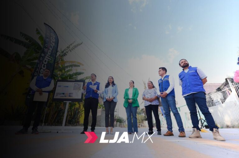 Alcalde de Aguascalientes entrega rehabilitación con concreto hidráulico de la calle Marcos Coronado