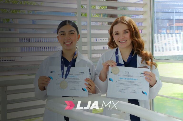 UAA gana primeros lugares y Medallas Fundadores en el Encuentro Nacional e Iberoamericano de Odontología