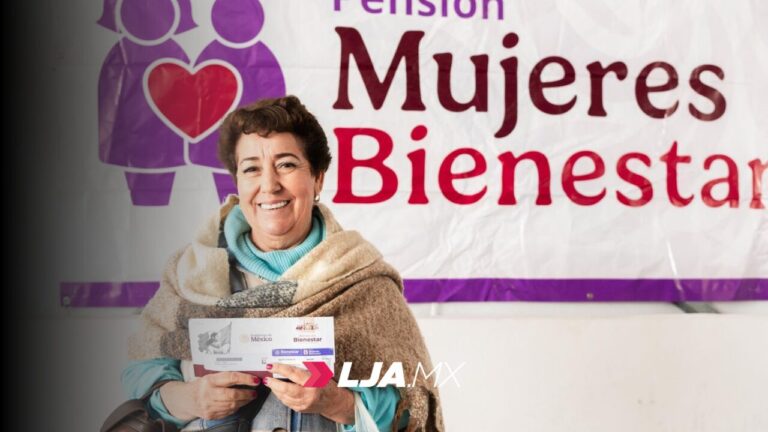 Entregan tarjetas del programa Mujeres Bienestar en Jesús María