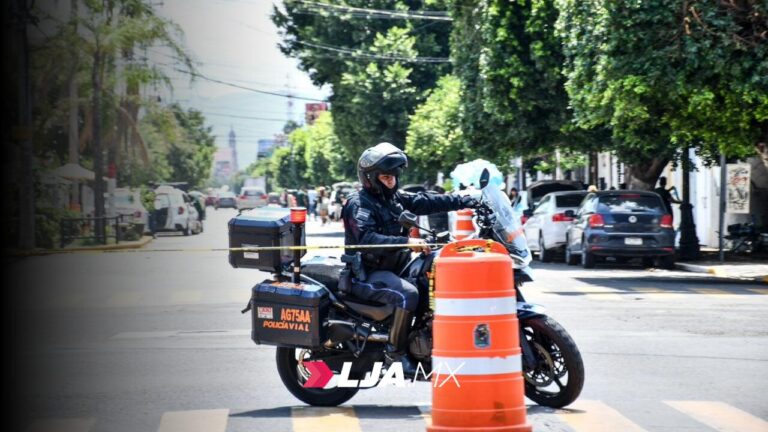 Policía municipal realizó cierres viales por marcha del 2 de octubre 