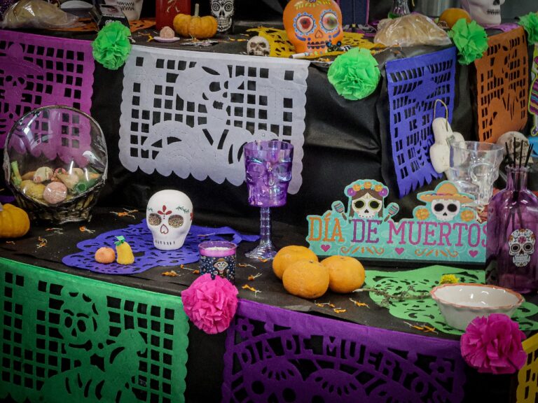 El Gobierno de Guanjauto impulsa el consumo local en mercados y tianguis para el Día de Muertos