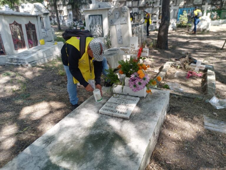 SSG interviene en panteones del municipio de Irapuato, Guanajuato