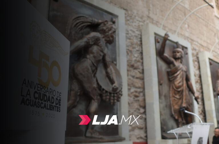 El presidente municipal de Aguascalientes Leonardo Montañez encabeza presentación editorial conmemorativa al 450 Aniversario de la Ciudad