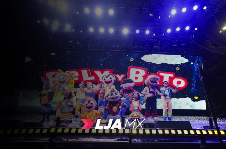 MÁS DE 12 MIL PERSONAS DISFRUTARON DEL ESPECTÁCULO DE BELY Y BETO EN EL FESTIVAL DE LA CIUDAD DE AGUASCALIENTES