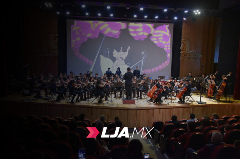 Orquesta Sinfónica y Coro Infantil de Jesús María emociona en la UAA con su historia de transformación social