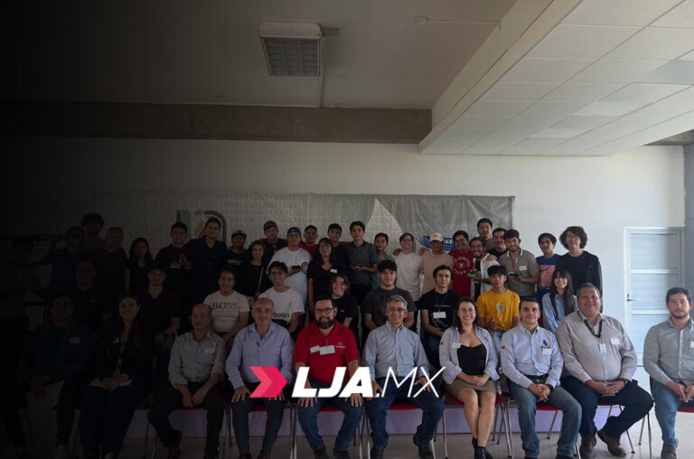 Ingeniería de la UAA demuestra su liderazgo en el Concurso Robots Minisumo 2025