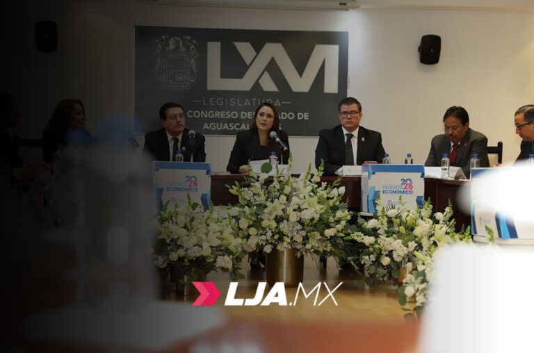 Recepción del Paquete Económico 2026 de la gobernadora Teresa Jiménez en el Congreso de Aguascalientes