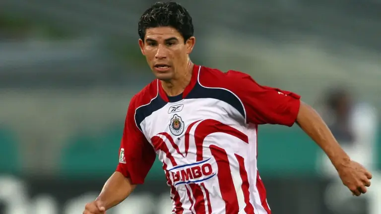 Jonny Magallón: de cantera rojiblanca a leyenda forjada con entrega y fidelidad