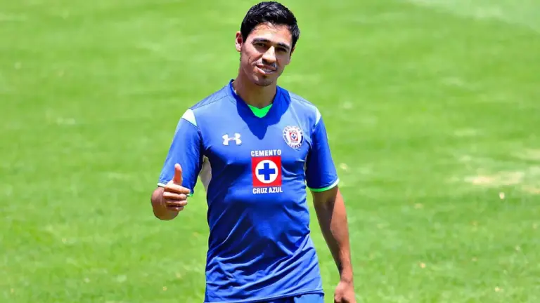 Fausto Pinto: el lateral zurdo que dejó marca tanto en Pachuca como en Cruz Azul