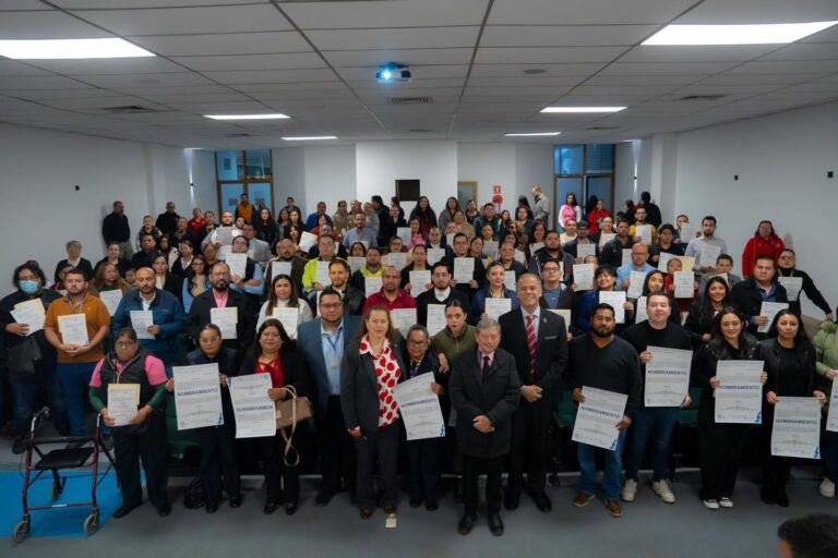 ISSEA fortalece su plantilla con la entrega de 86 nuevos nombramientos