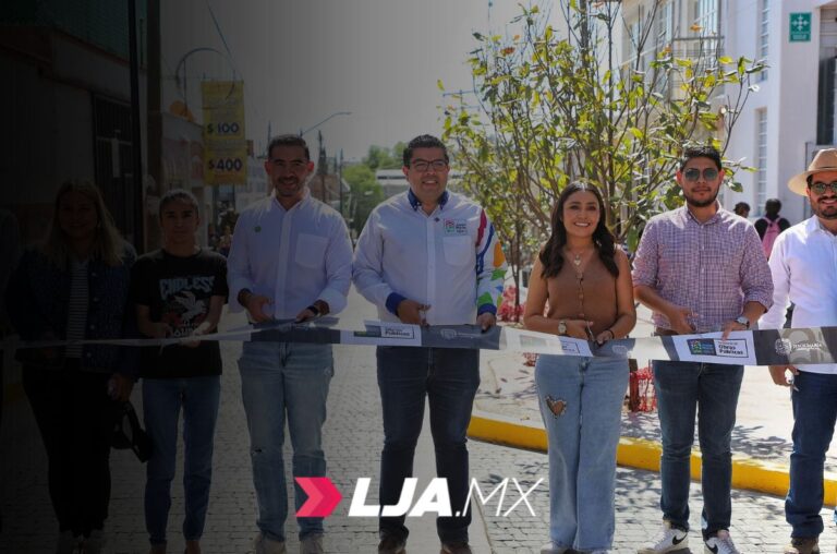Inaugura César Medina la rehabilitación de la calle Mina en Jesús María