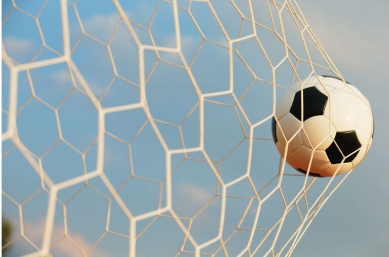 Rehabilitan cancha en Av. Paseo de la Solidaridad en Aguascalientes