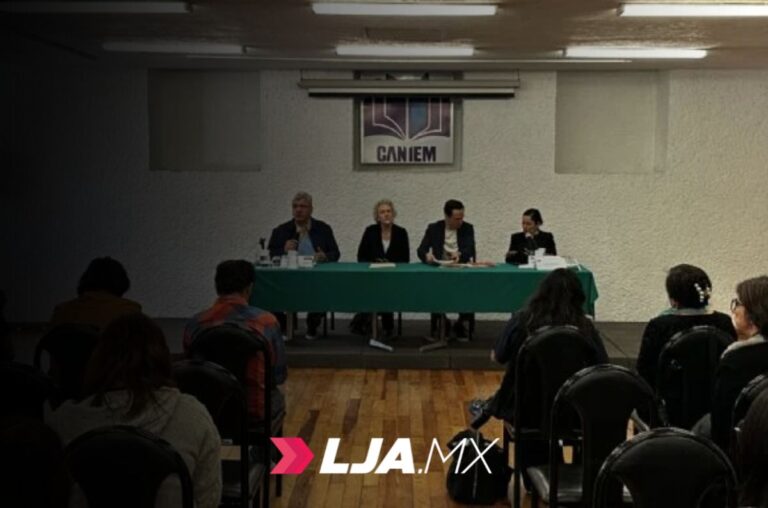 Firman PEN Internacional y CANIEM alianza para respaldar libre expresión de escritores y periodistas