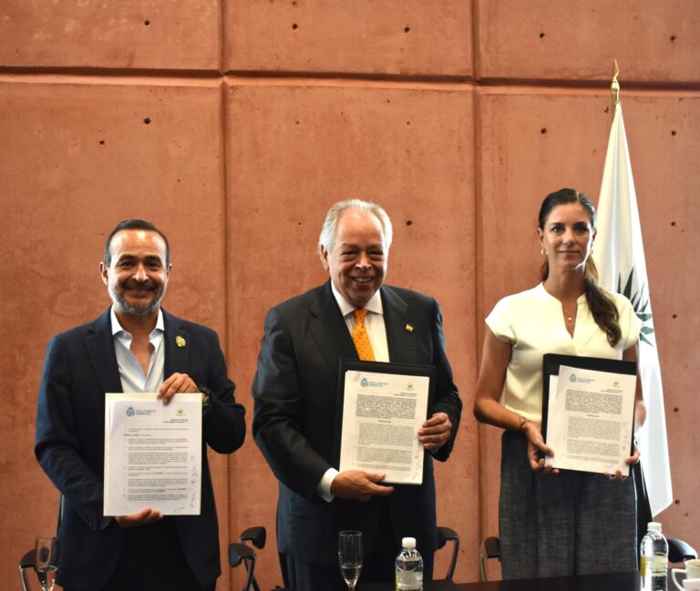 Suman esfuerzos y coordinan acciones por la producción sustentable del agave y la conservación de los recursos naturales en Guanajuato