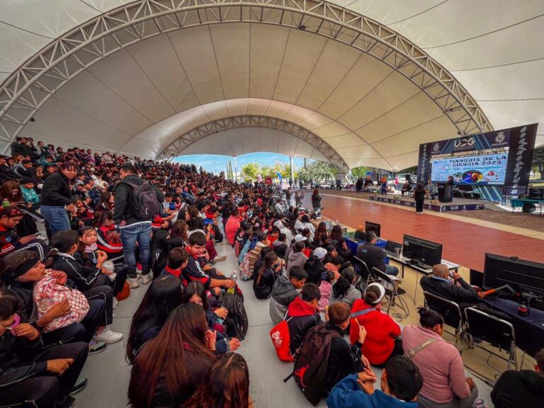 Tianguis de la ciencia UPG 2025, reúne a más de mil asistentes en una jornada de exploración y conocimiento en Guanajuato