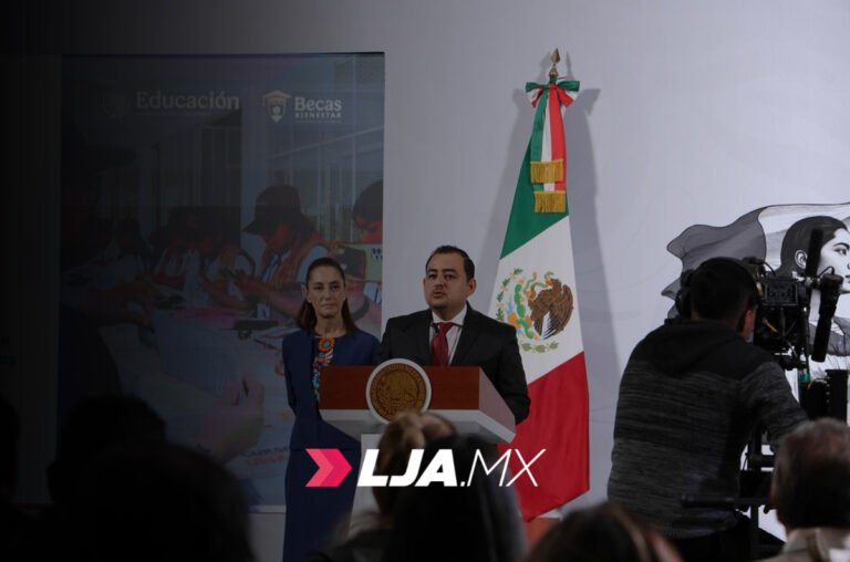 Inicia entrega de reposición de tarjetas vencidas a becarios del Bienestar